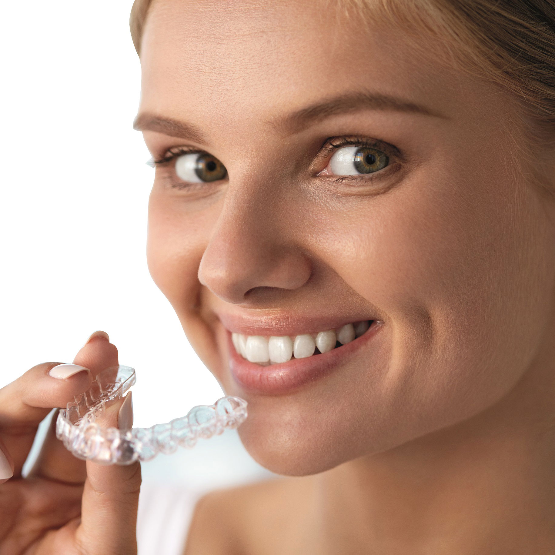 Schiefe Zähne wieder gerade - ohne Klammern und Drähte - fast unsichtbar